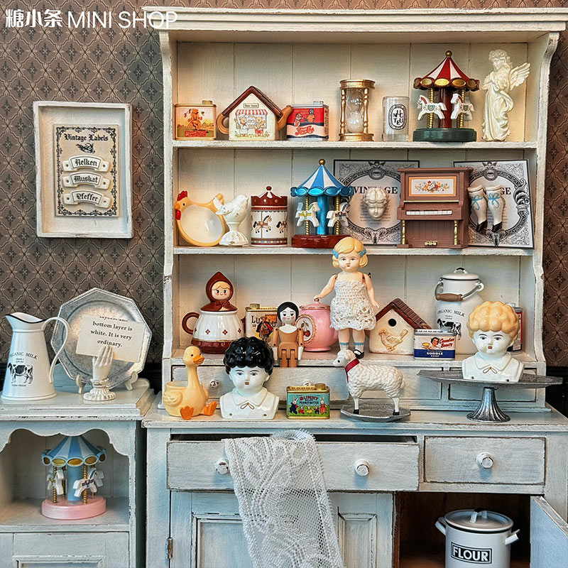 ミニチュアヴィンテージドールセット、手描きアンティークペグド - Vintage Collectible Dolls のレビューと価格