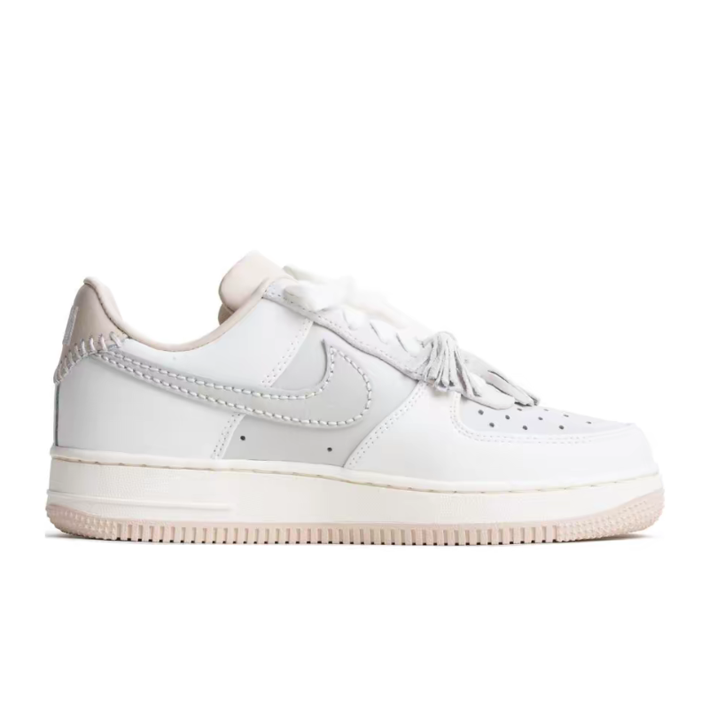 ナイキ エア フォース 1 ロー トレンディ、スタイリッシュ - Nike Shoes Air Force 1 のレビューと価格