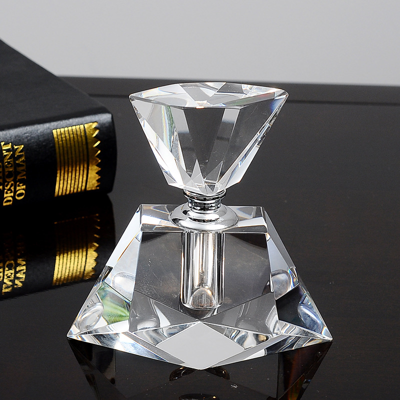 ヴィンテージヨーロピアンクリスタル香水瓶プレミアムデコレーシ - Vintage Collectible Perfume Bottles のレビューと価格