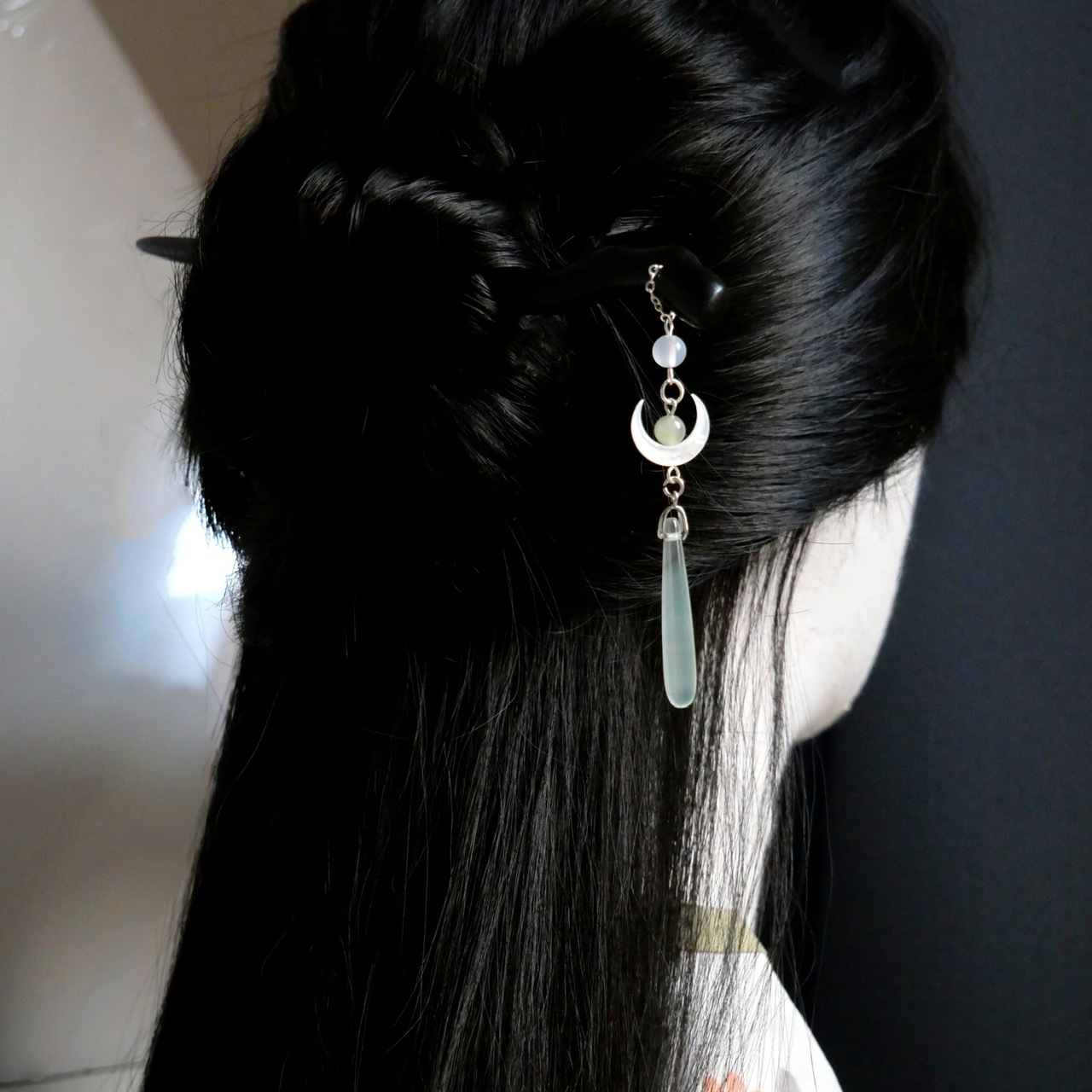 伝統的な木製黒髪スティック中国風韓服ムーンタッセルヘアピンク - Vintage Collectibles For Sale のレビューと価格