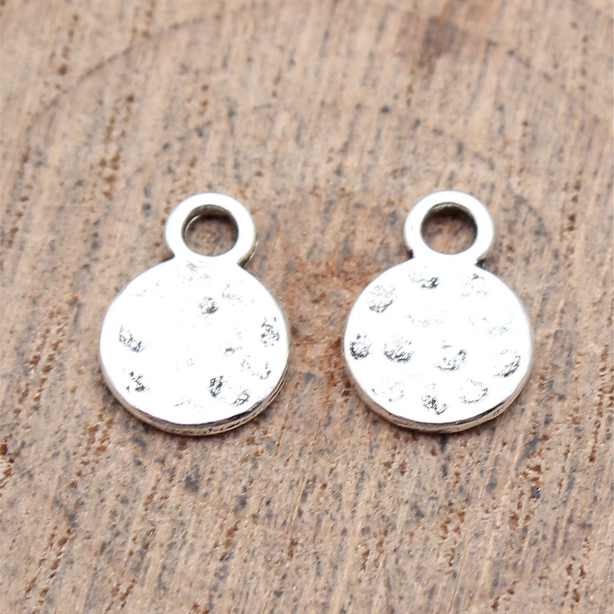 WYSIWYG 40個 11x8mm 3色 アンティークブロ - Vintage Collectibles For Sale のレビューと価格